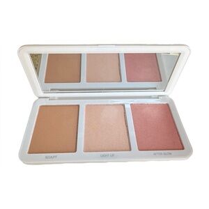 Model’s Own Sculpt and Glow Palette Blush Bronzer Highlighter Light to Medium